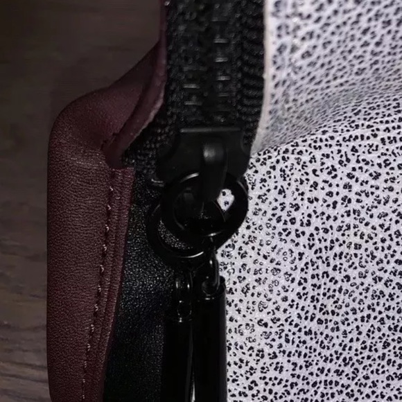 3.1 PHILLIP LIM 31 HOUR TOTE BAG - Cowhide Leather - Picture 6 of 8